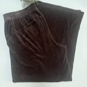 Lululemon Scuba Mid-Rise Wide-Leg Pant * Velvet Cord Espresso Size 12 28”